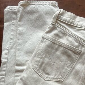 Levis straight leg cream pant